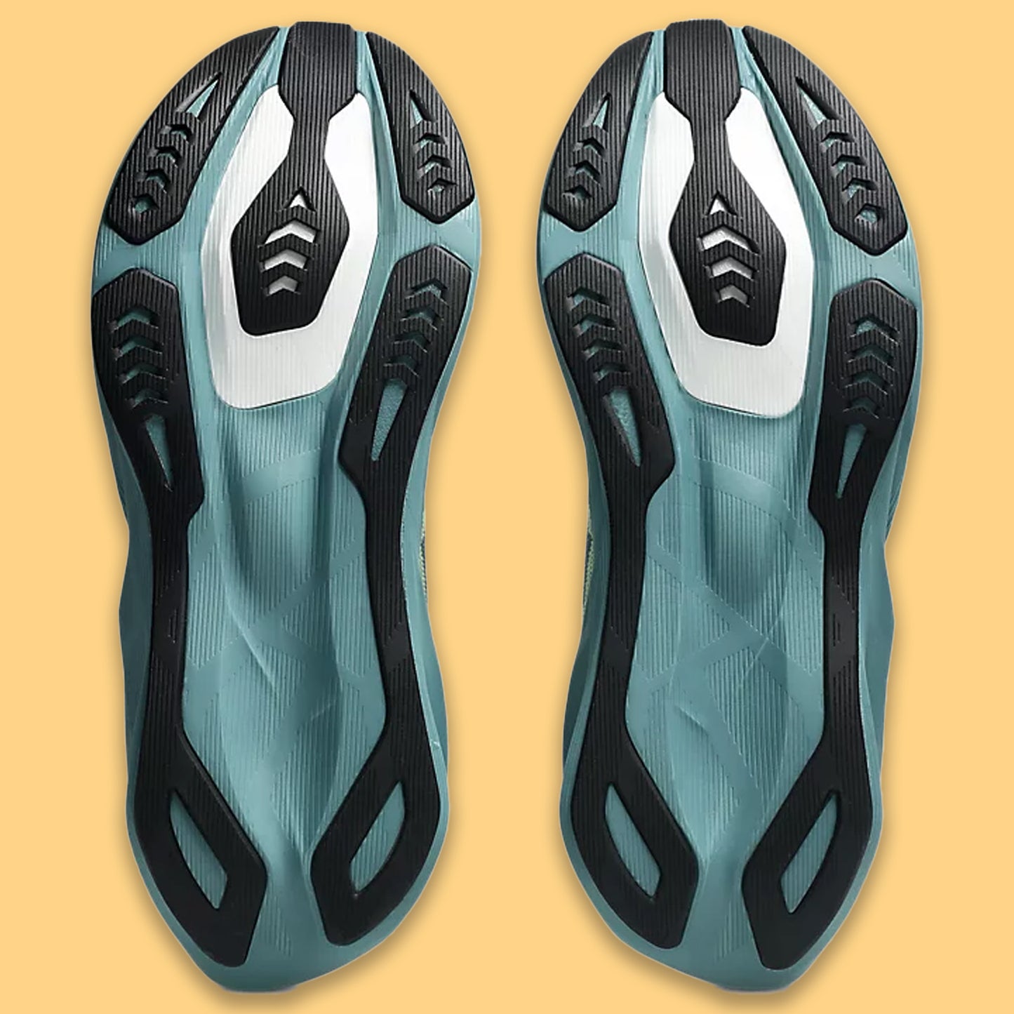 Men's Novablast 6 - Neutral Cushioned Running Shoes